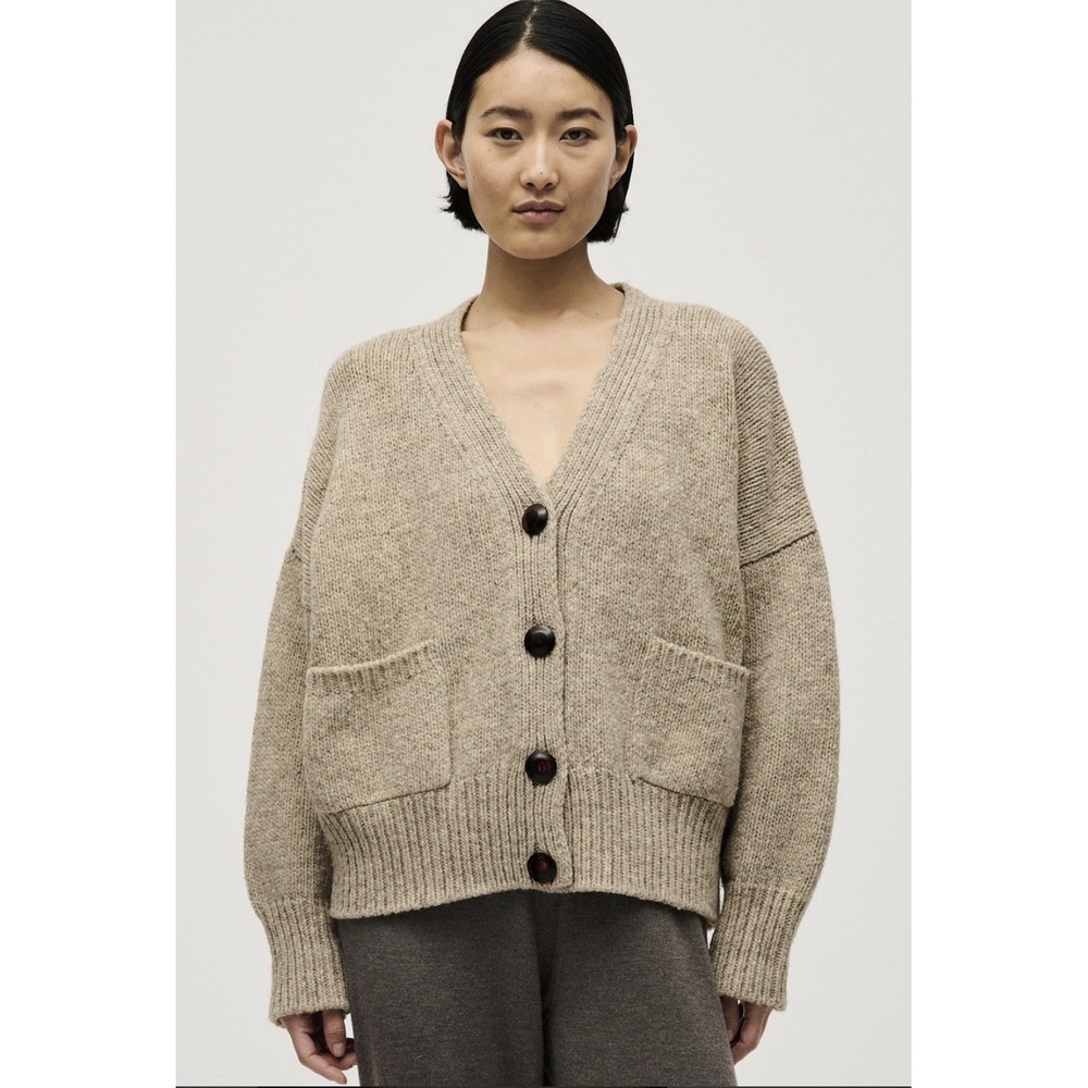 Babaa Cardigan No. 17 Mist 100% Spanish Eco Wool One Size Quiet Luxury Coastal